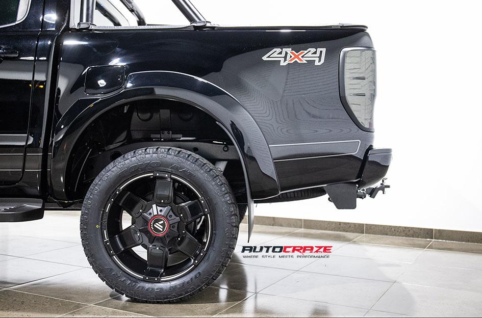 FORD RANGER AB811 SATIN BLACK GLOSS INSERTS